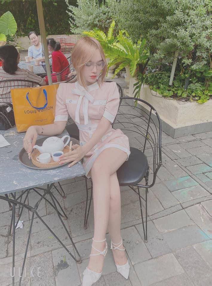 Tất cao gót Apple Creampie 2+